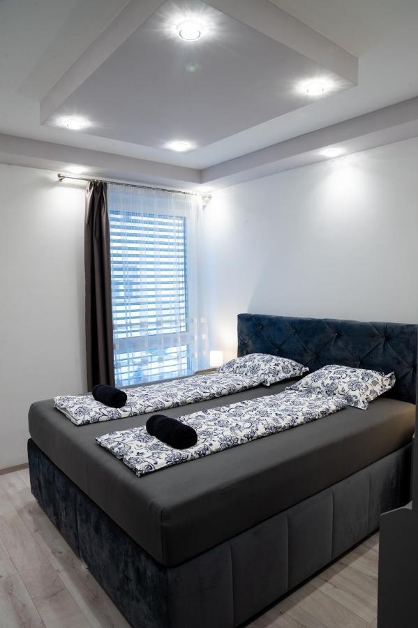 Dream Apartman 3 With Free Parking Дьёр Экстерьер фото