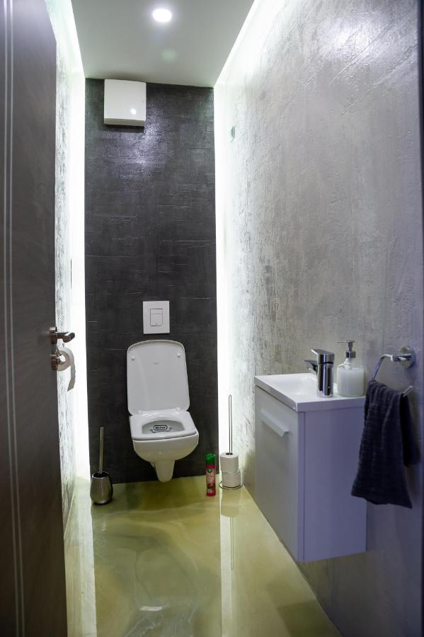 Dream Apartman 3 With Free Parking Дьёр Экстерьер фото
