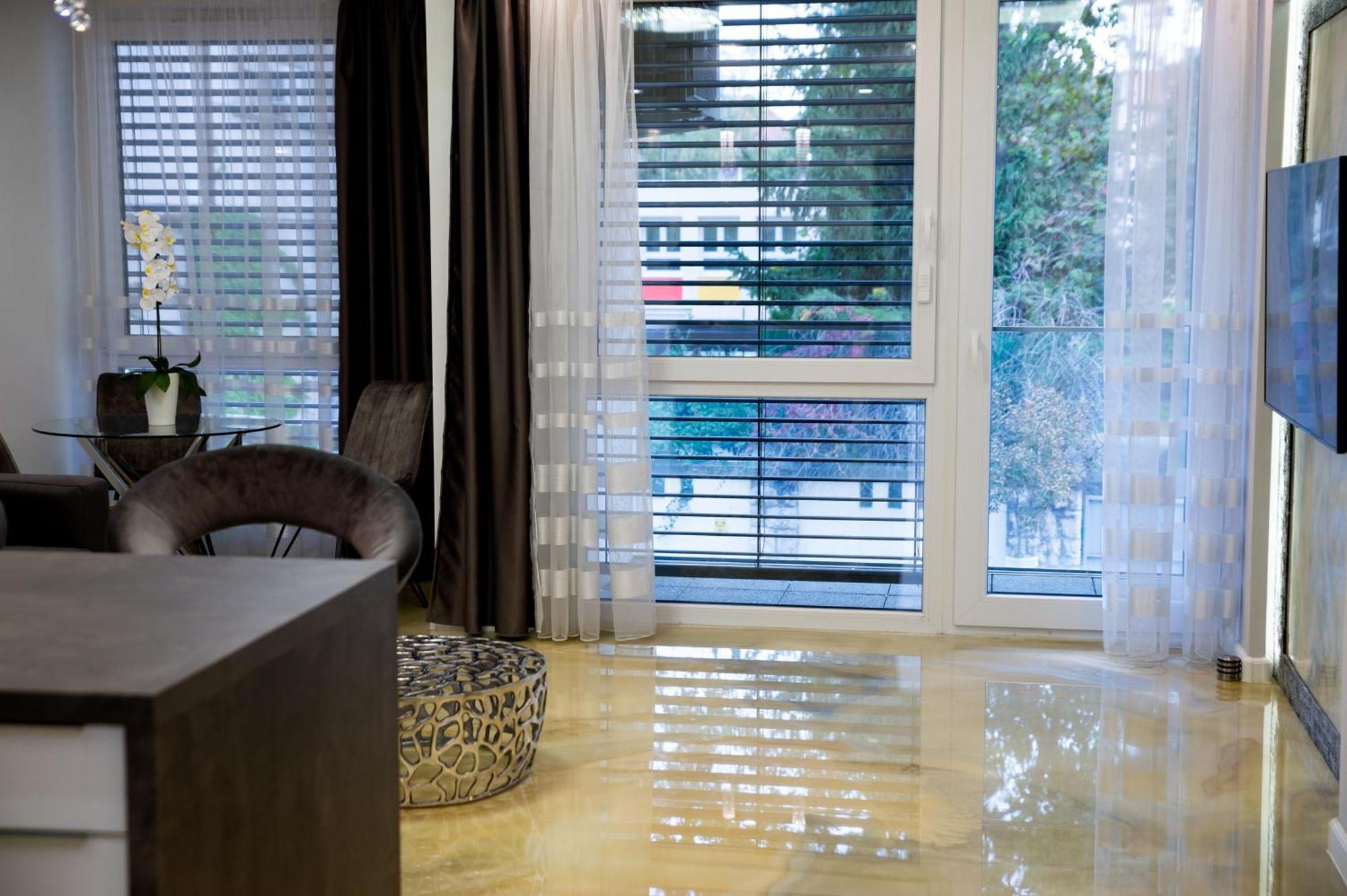 Dream Apartman 3 With Free Parking Дьёр Экстерьер фото